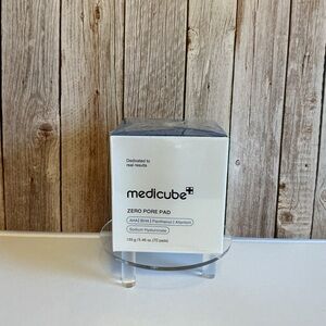 Medicube Zero Pore Pad - Blue and White